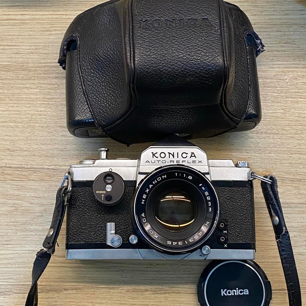 Konica Auto-Reflex, half frame, Konica 52mm f1.8* als nieuw, Audio, Tv en Foto, Fotocamera's Analoog, Ophalen of Verzenden, Konica