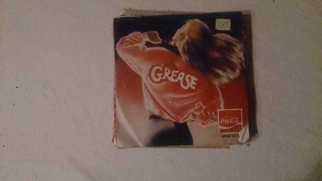 Grease, Enlèvement ou Envoi