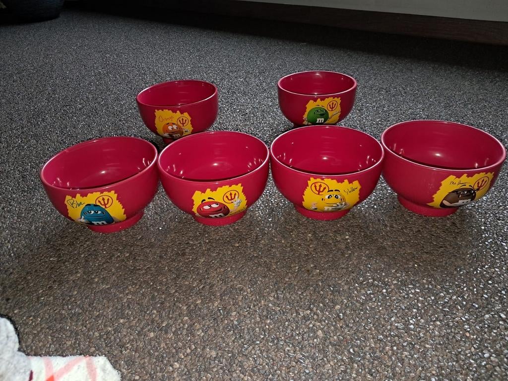 Soepkommetjes, Ophalen