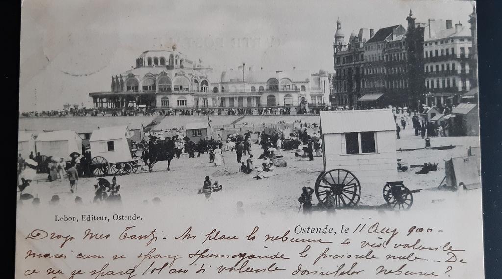 Carte postale OOSTENDE OSTENDE SUR la plage CASINO kursaal 1, Enlèvement ou Envoi