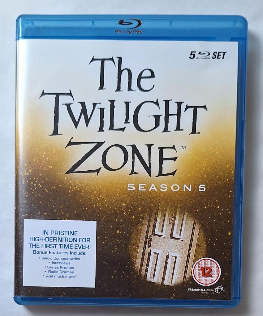 The Twilight Zone (Intégrale Saison 5) comme neuf, CD & DVD, Blu-ray, Comme neuf, Science-Fiction et Fantasy, Coffret, Enlèvement ou Envoi