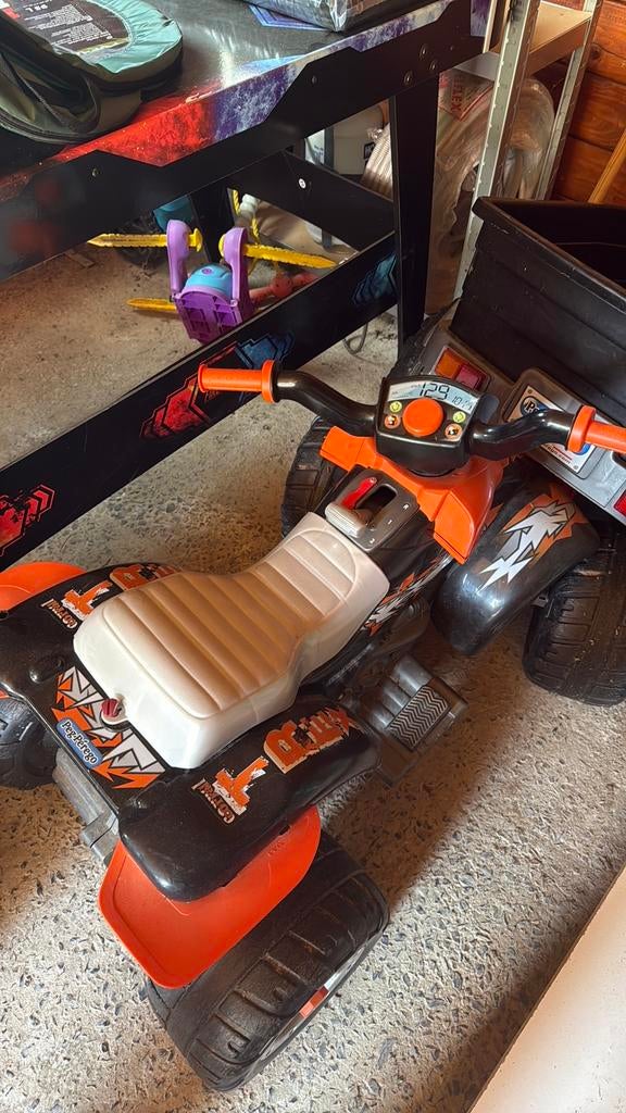 Quad t-rex Peg perego, Ophalen, Gebruikt