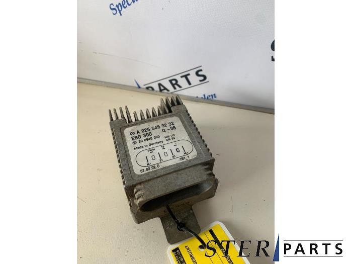 Module ventilateur d'un Mercedes E-Klasse, Enlèvement ou Envoi, 3 mois de garantie, Utilisé, Mercedes-Benz