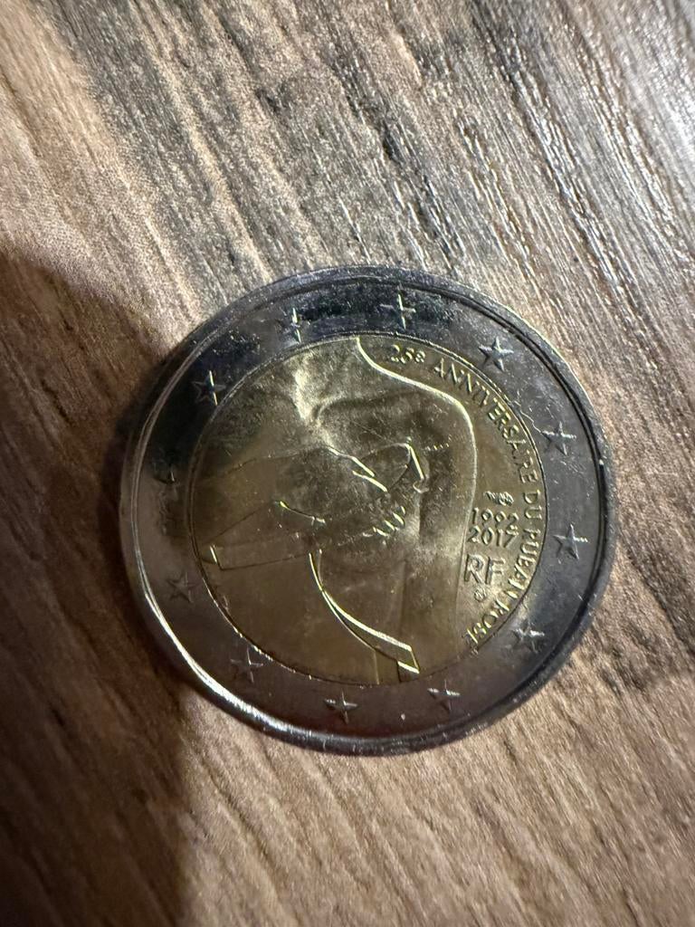 2 euro strijd borstkanker 2017, Ophalen of Verzenden, 2 euro