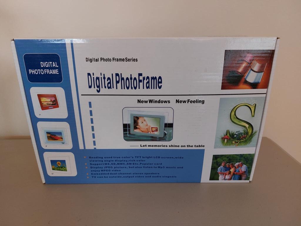 Digitale fotokader 7'' digital photo frame (nieuw), Audio, Tv en Foto, Foto | Digitale fotokaders, Nieuw, Kleiner dan 8 inch, Afstandsbediening