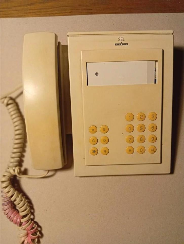Téléphone filaire ALCATEL vintage, Enlèvement ou Envoi, Utilisé, Bakélite