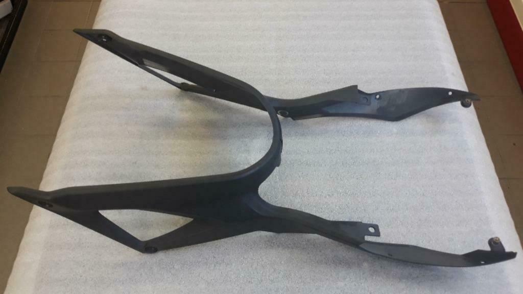 DUCATI 848-109 PANNEAU RESERVOIR l et r 48211391a 48211401A, Motos, Enlèvement ou Envoi, Utilisé