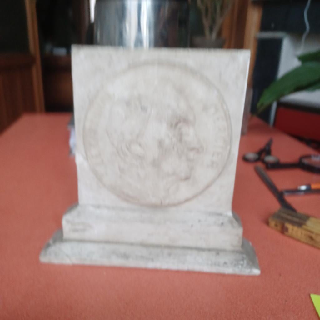 Origineel pleisterwerk Pierre Theunis, Antiek en Kunst, Kunst | Beelden en Houtsnijwerken, Gips, Op sokkel, Europa, Religie