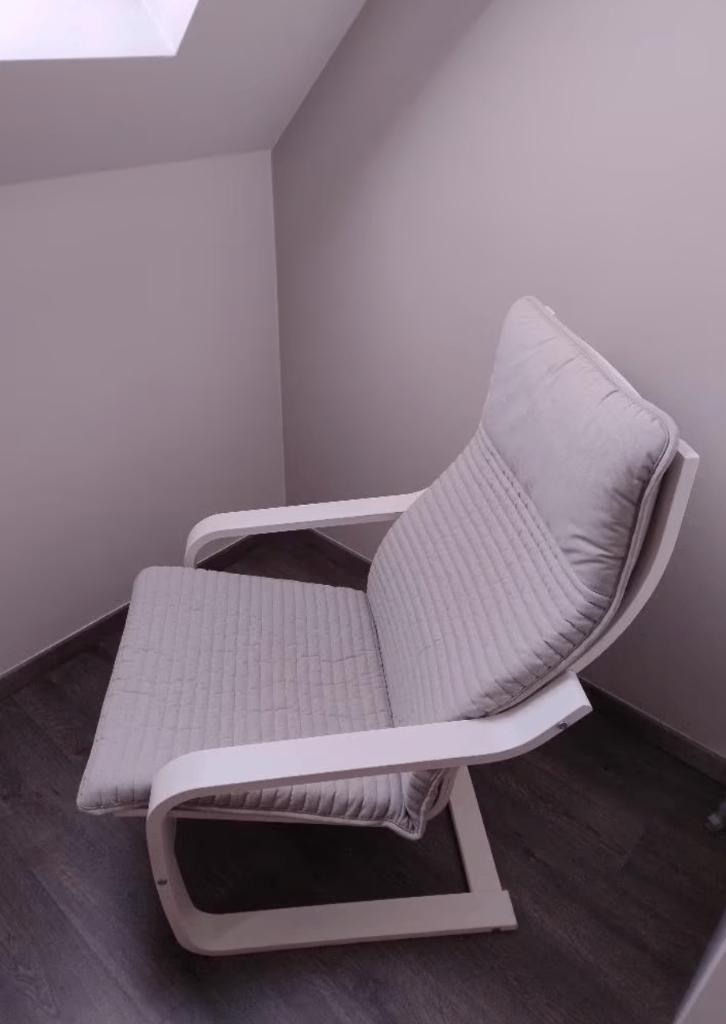 Te schilderen IKEA Poäng fauteuil met lichtgrijs kussen, Ophalen, Gebruikt, 75 tot 100 cm, 50 tot 75 cm