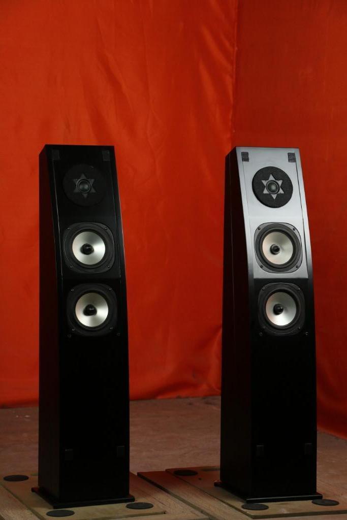 Floating Systems Cameleon III Princess TRADE.INRUIL Sessie?, Ophalen of Verzenden, Zo goed als nieuw, Front, Rear of Stereo speakers