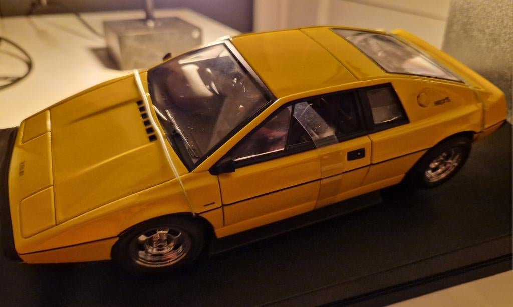 Lotus Esprit Type79 - AUTOart Classics 1:18, Hobby en Vrije tijd, Modelauto's | 1:18, Zo goed als nieuw, Auto, Autoart, Ophalen of Verzenden