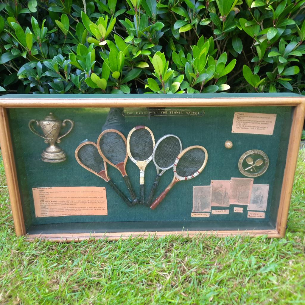 shadow box, diorama, van de history of the tennisracket, Ophalen
