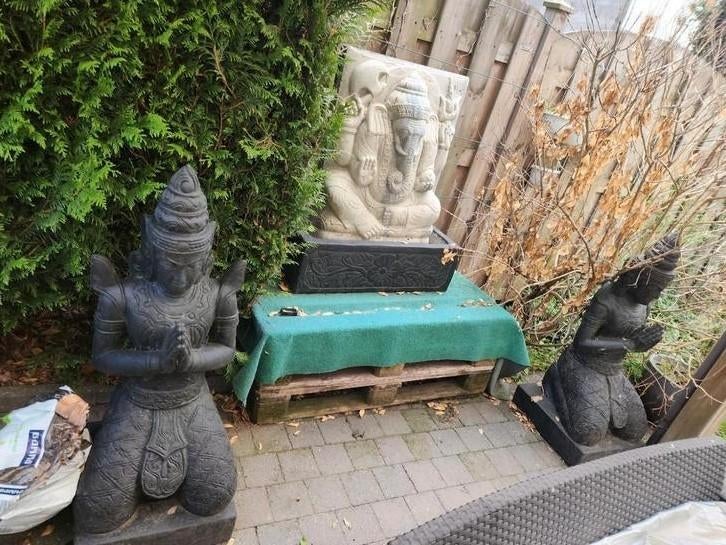 A vendre 2 templier en lave et une fontaine en lave, Jardin & Terrasse, Enlèvement
