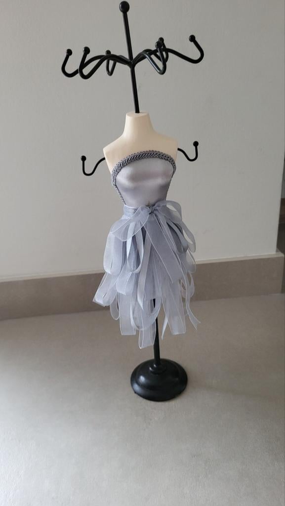 Mooie juwelenhouder mannequin, Handtassen en Accessoires, Ophalen of Verzenden, Zo goed als nieuw
