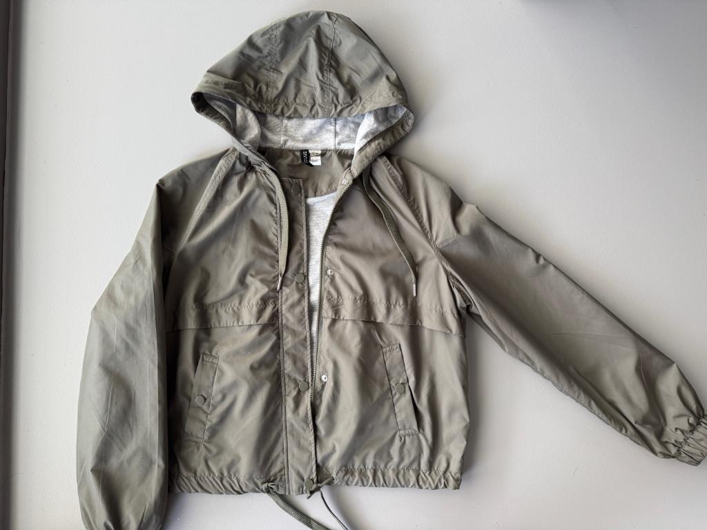 groen winddicht jasje H&M, maat 38, Kleding | Dames, Jasjes, Kostuums en Pakken, Jasje, Maat 38/40 (M), Groen, Ophalen