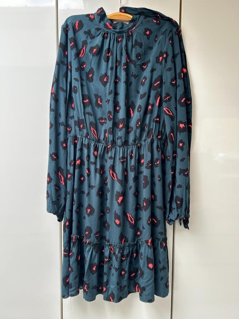 Shein groene jurk - Maat 38, Maat 38/40 (M), Ophalen of Verzenden, Zo goed als nieuw, SHEIN