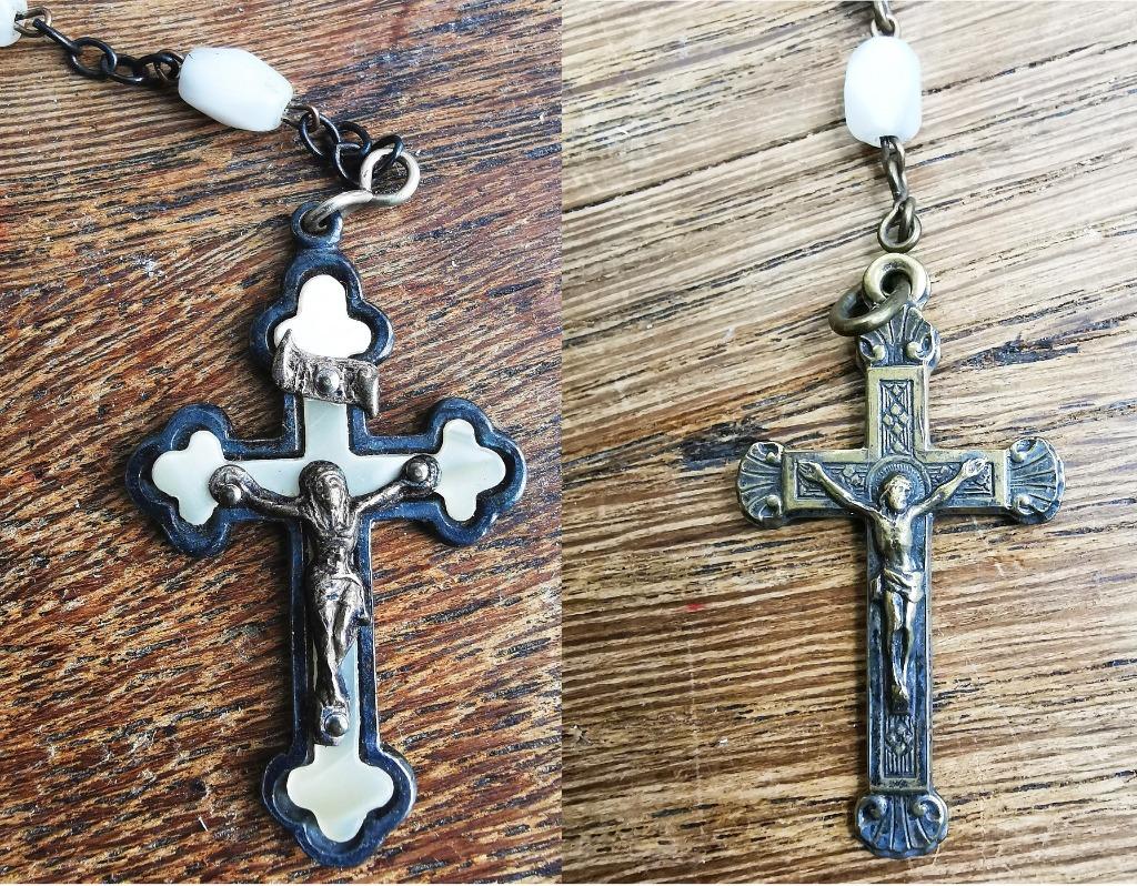 Paternoster 2x met parelmoer en art nouveau, prijs/st, Ophalen of Verzenden, Zo goed als nieuw, Overige typen, Christendom | Katholiek