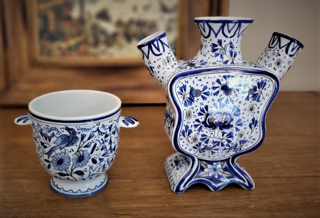 Cache pot et tulipière signés en Delft anciens, Antiquités & Art, Enlèvement ou Envoi