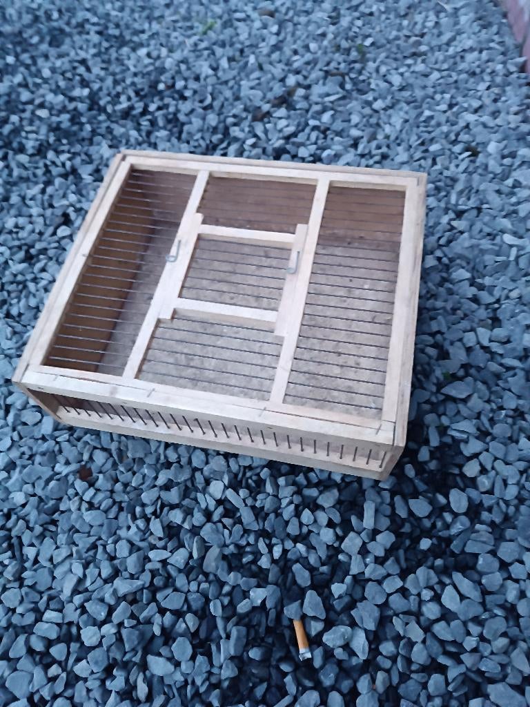 Te koop transportbox vogel kooi, Dieren en Toebehoren, Ophalen, Gebruikt, Hout, Overige typen