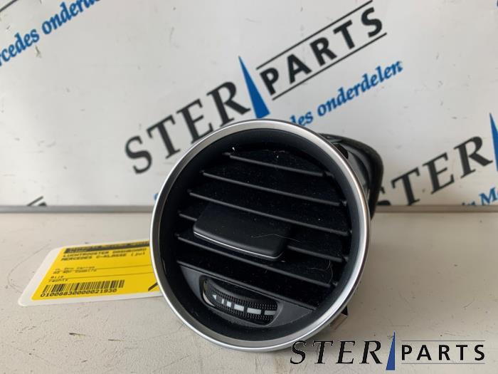 Grille aération tableau de bord d'un Mercedes C-Klasse, 3 mois de garantie, Utilisé, -, -