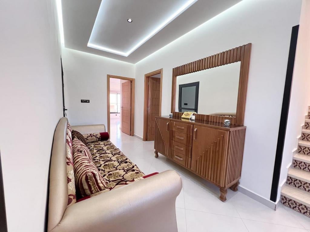 Villa de 1000m2, Immo