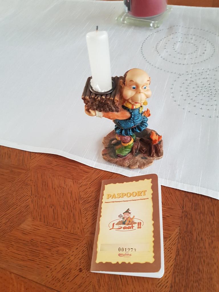 Laaf Lighter, Verzamelen, Ophalen