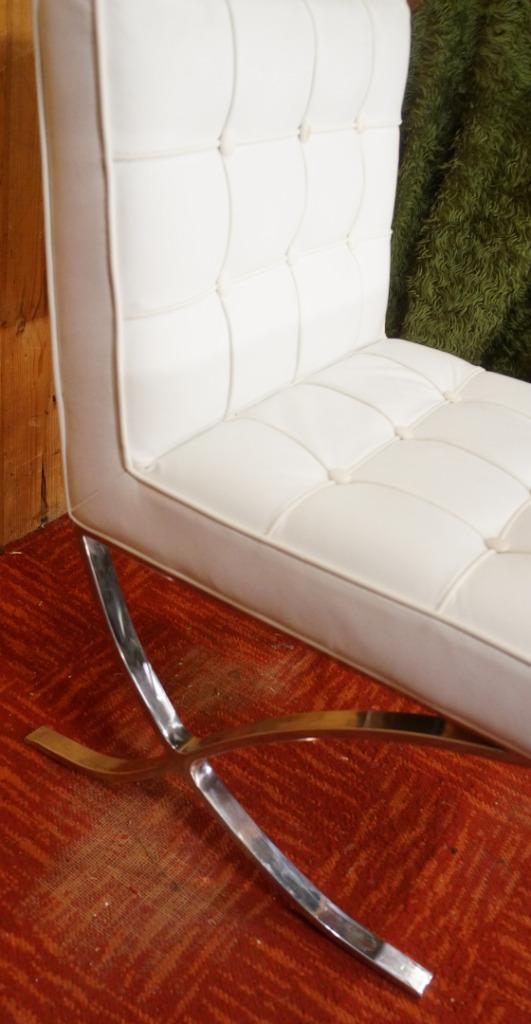 Bauhaus Luxe Berlin Barcelona Chair Witte RVS eetkamerstoel, Ophalen, Gebruikt, Leer, Wit
