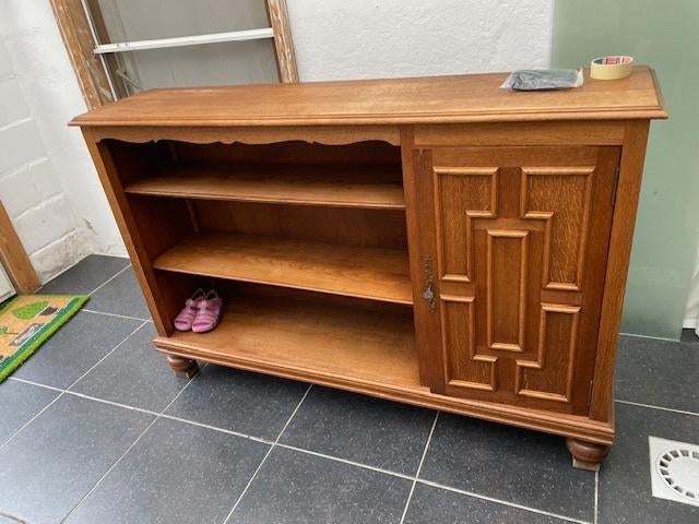 Bruine (vol)Houten boekenkast (nog 1 stuk over), Ophalen, 100 tot 150 cm, Vol houten degelijke kastjes, 100 tot 150 cm