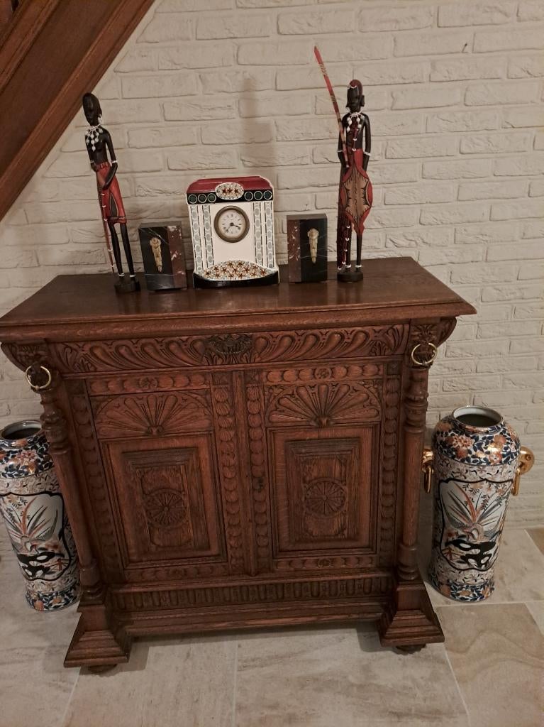 Mooie antieke kast in Mechelse stijl, Antiek en Kunst, Ophalen