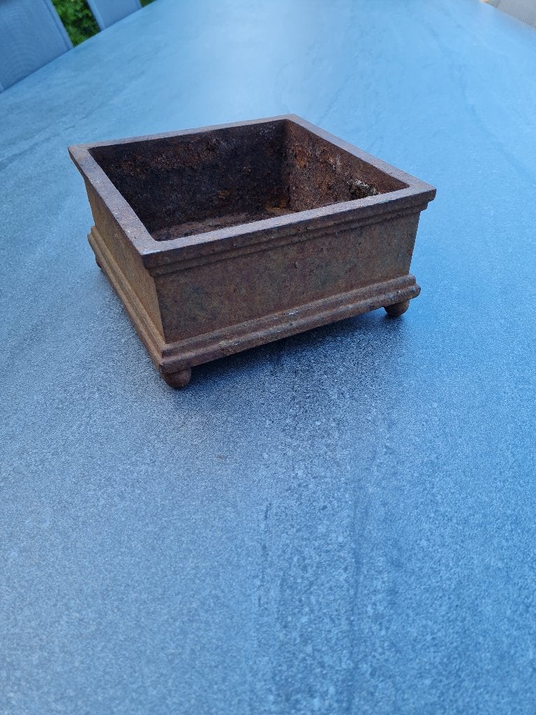 gietijzeren bloempot, Ophalen of Verzenden