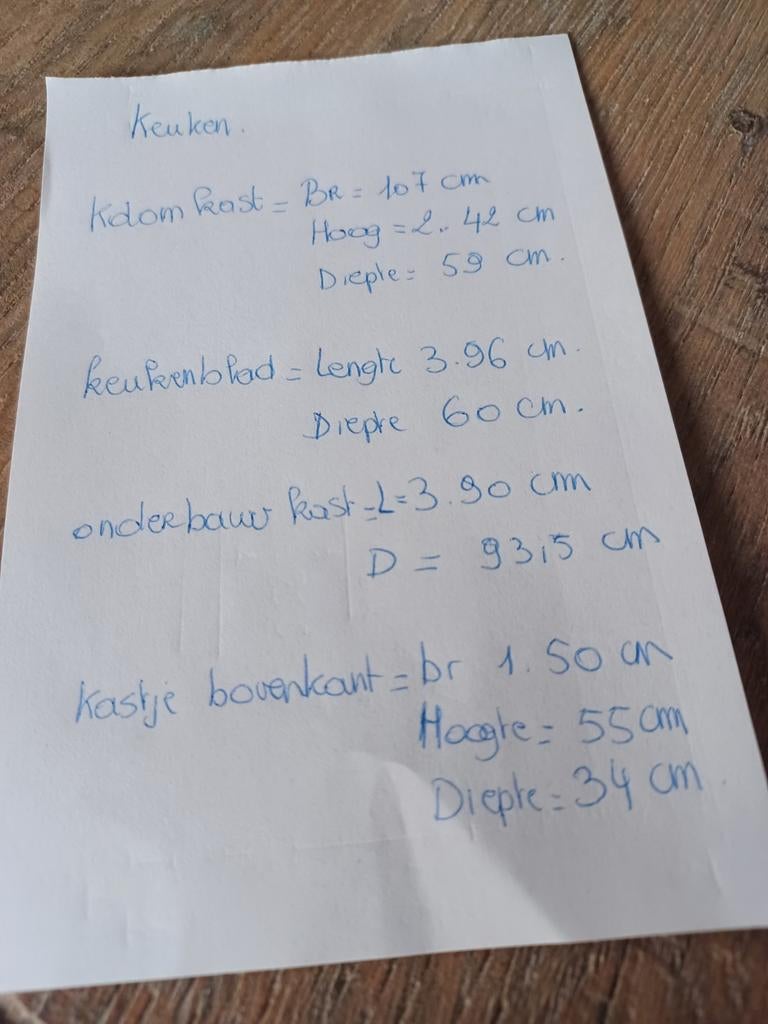 Keuken zonder toestellen en eiland, Ophalen