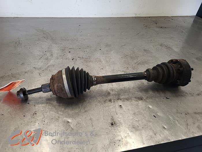 Arbre de transmission avant droit d'un Volkswagen Transporte, Volkswagen, -, 3 mois de garantie, Utilisé