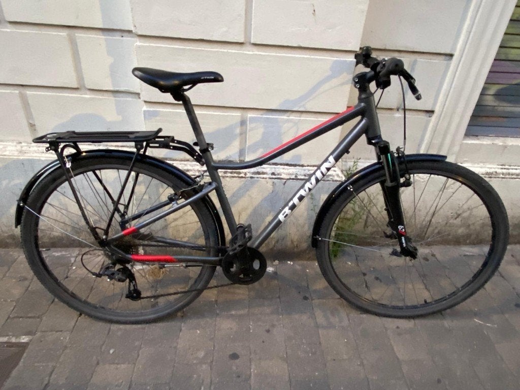 Vélo hybride B'Twin Riverside 500 - 9 vitesses, Vélos & Vélomoteurs, Autres marques, Frein sur jante, Comme neuf, Enlèvement