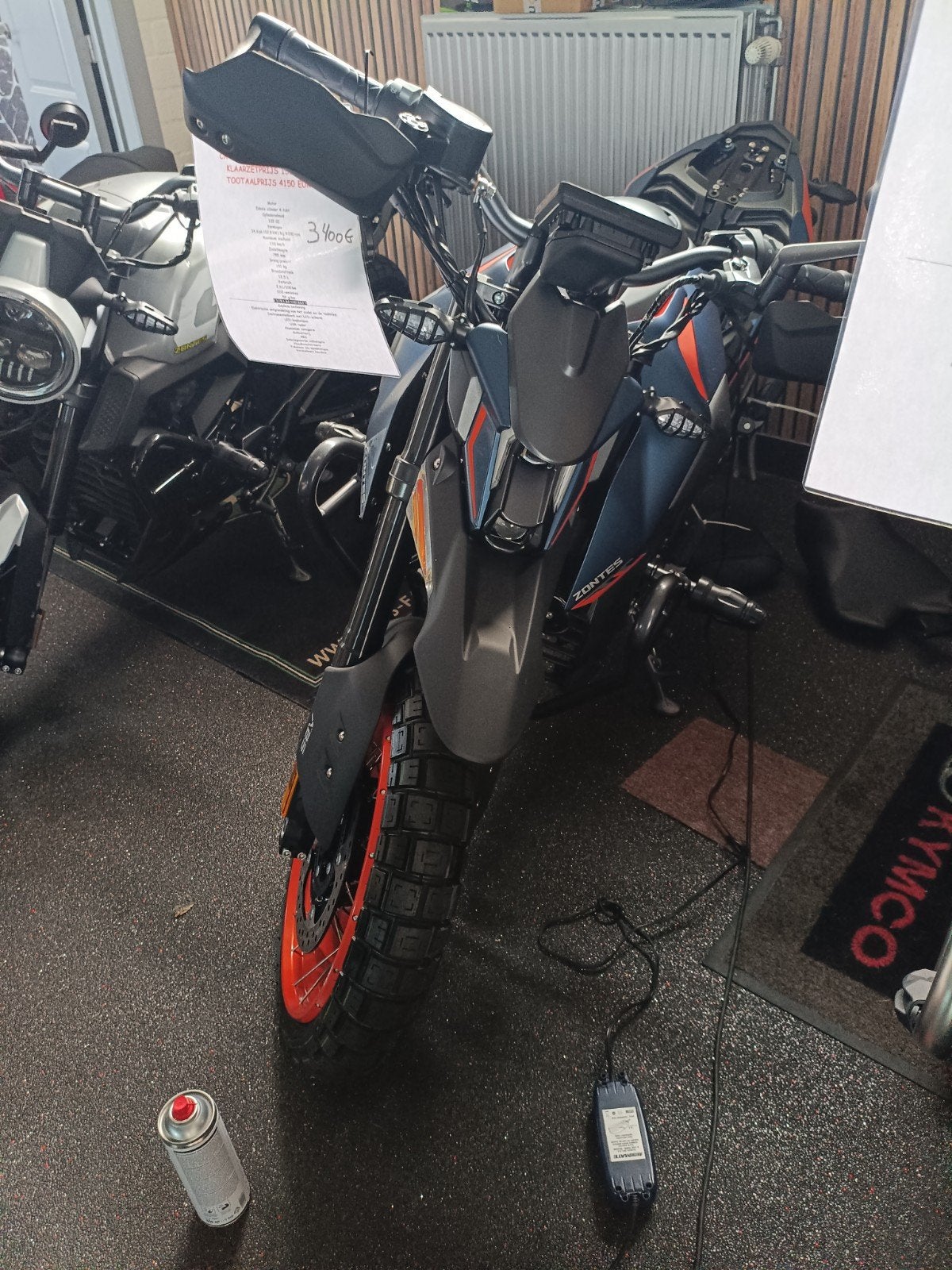 750 euro korting op showroom model 125 cc, Motoren, Nieuw, Zontes, Particulier, 125 cc