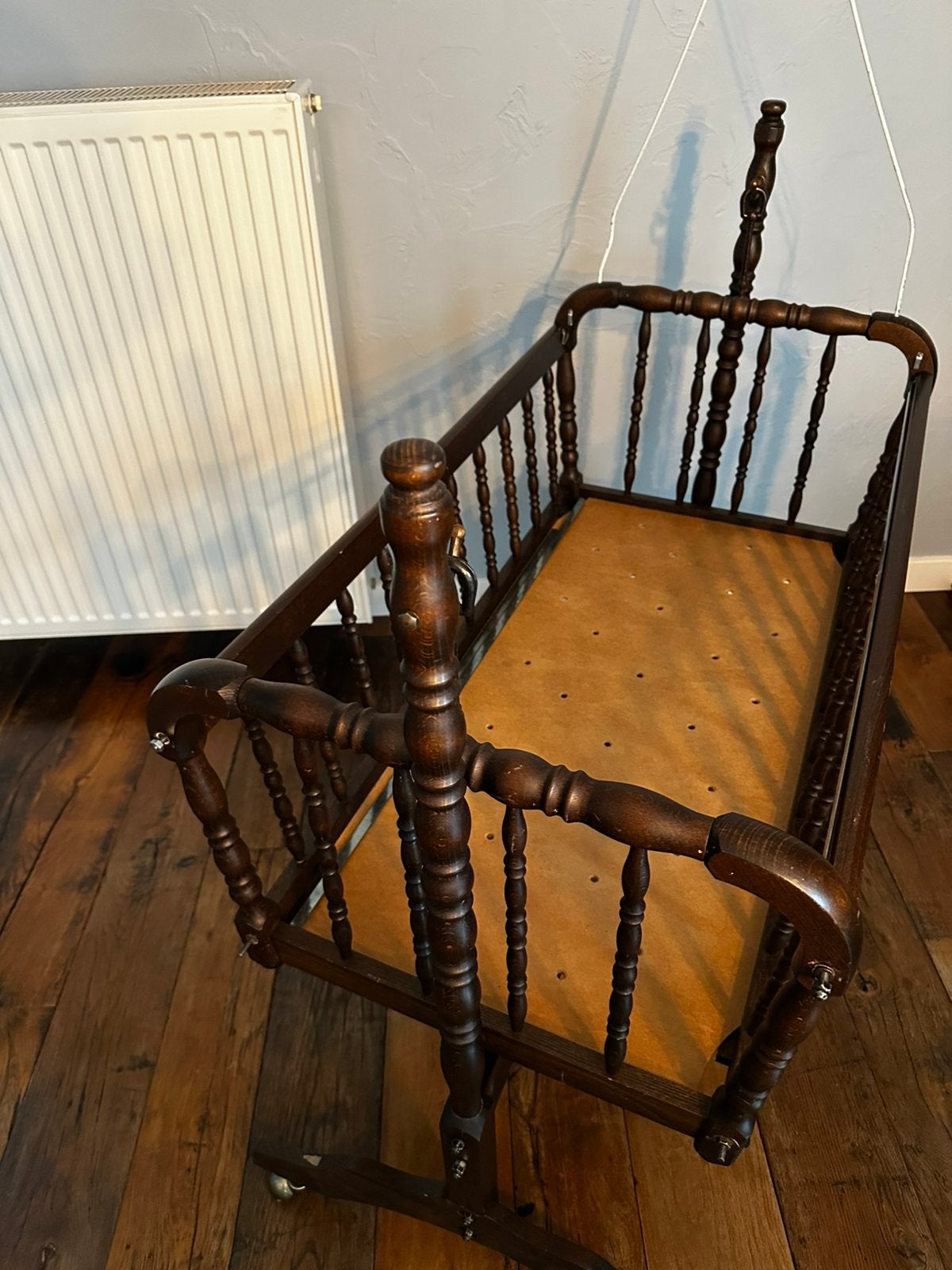 Berceau pour bébé des années 1980, Enlèvement