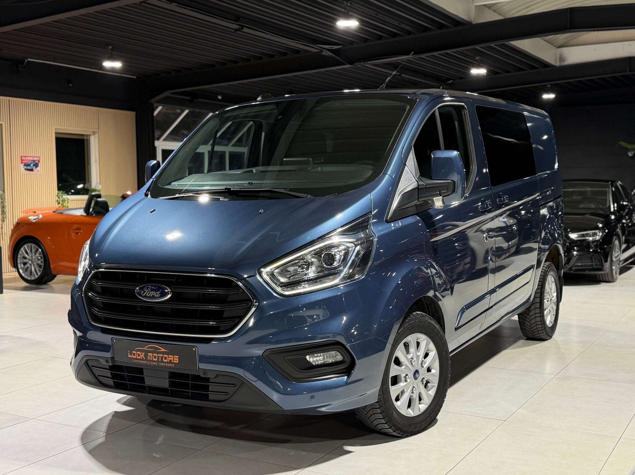 Ford Transit Custom 2.0 TDCi Multi S/S 131CV DOUBLE PORTE LA, Voorwielaandrijving, 186 g/km, Gebruikt, Blauw