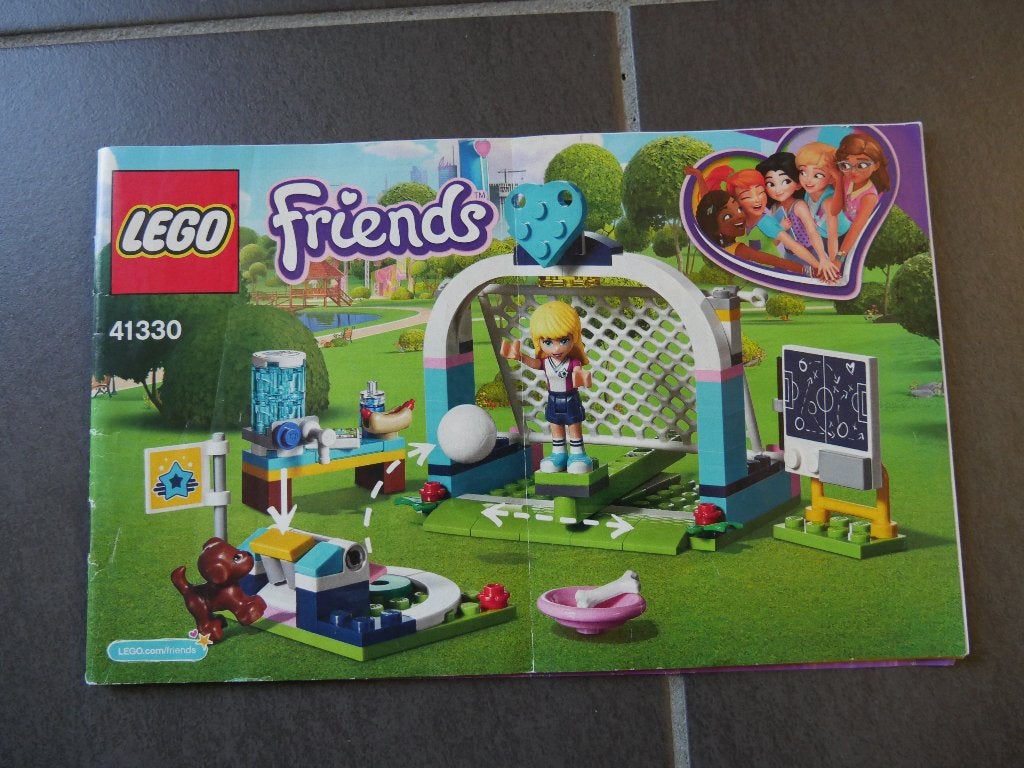Lego friends 41330 Stephanie's voetbaltraining, Ophalen, Gebruikt, Lego, Compleet