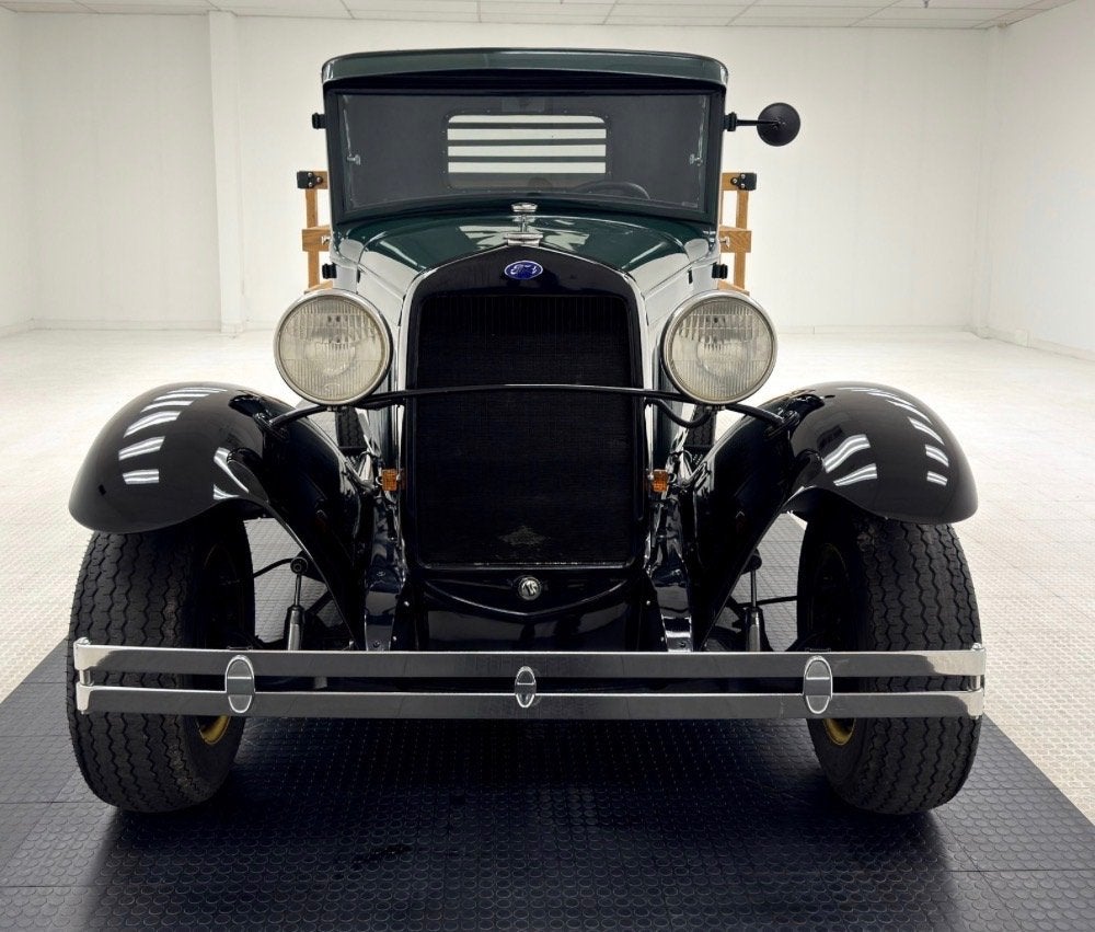 1930 Ford Model A Stakebody Pickup, Auto's, Oldtimers, Voorwielaandrijving, Stof, Zwart, Bedrijf