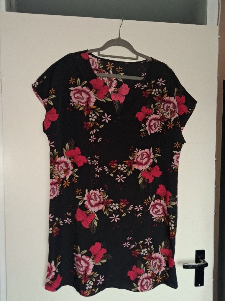 Zomerjurk Maat L - Zo goed als nieuw!, Kleding | Dames, Zwart, Maat 42/44 (L), Ophalen of Verzenden, Zo goed als nieuw