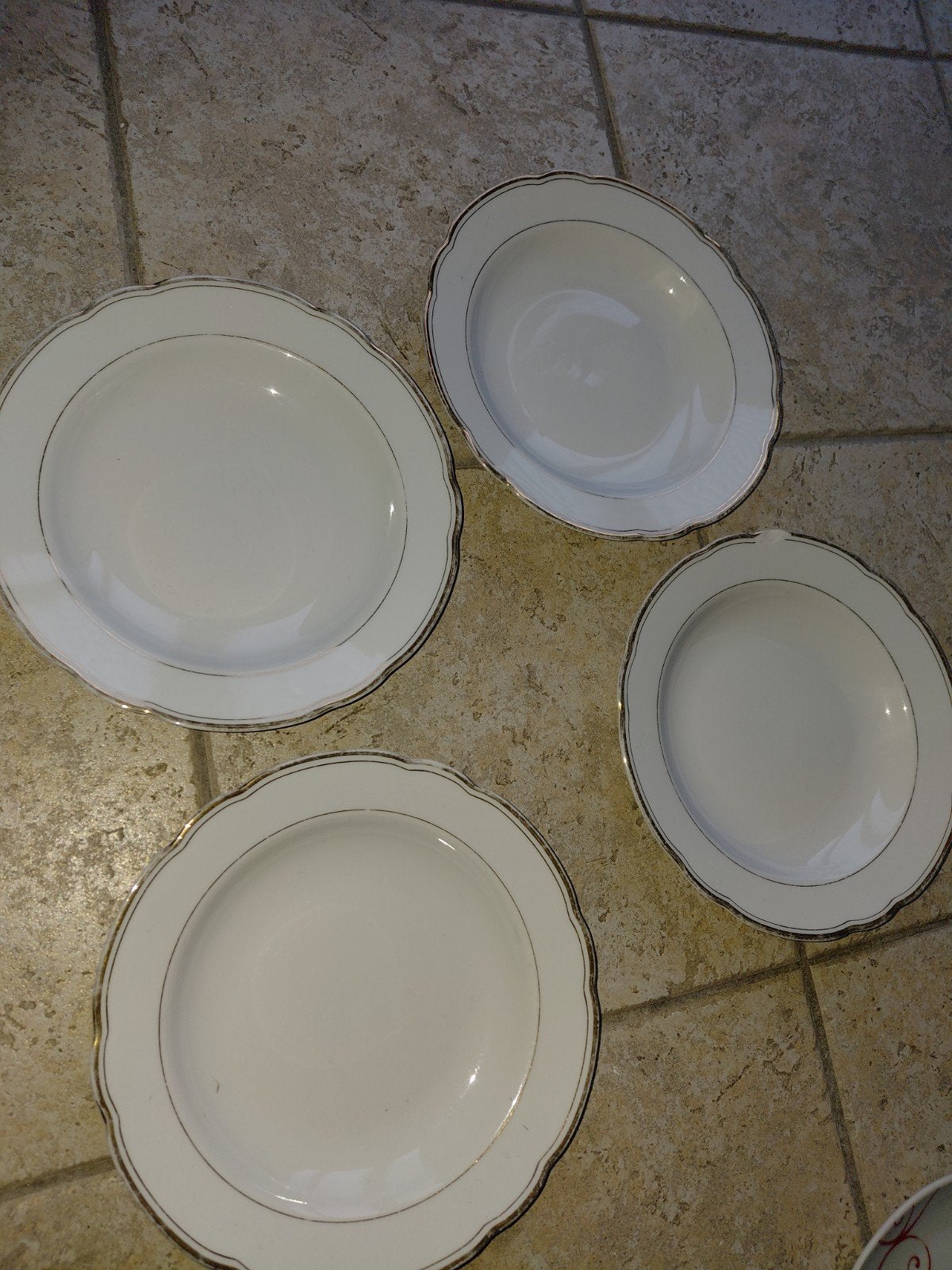 4 assiettes kahla vintage, Maison & Meubles, Enlèvement, Vintage