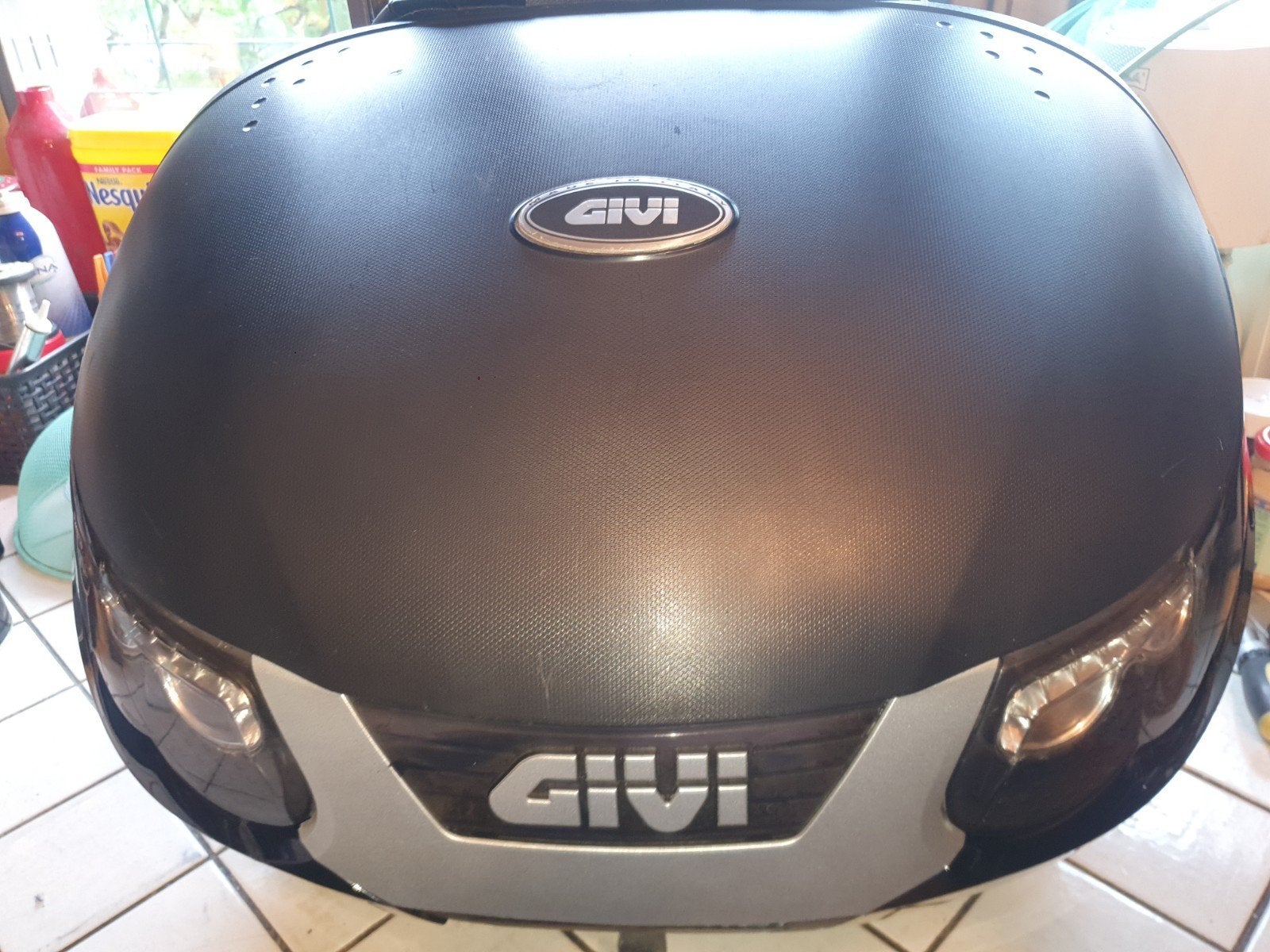 GIVI E55 Maxia 3 très gros model avec support, Motos, Enlèvement