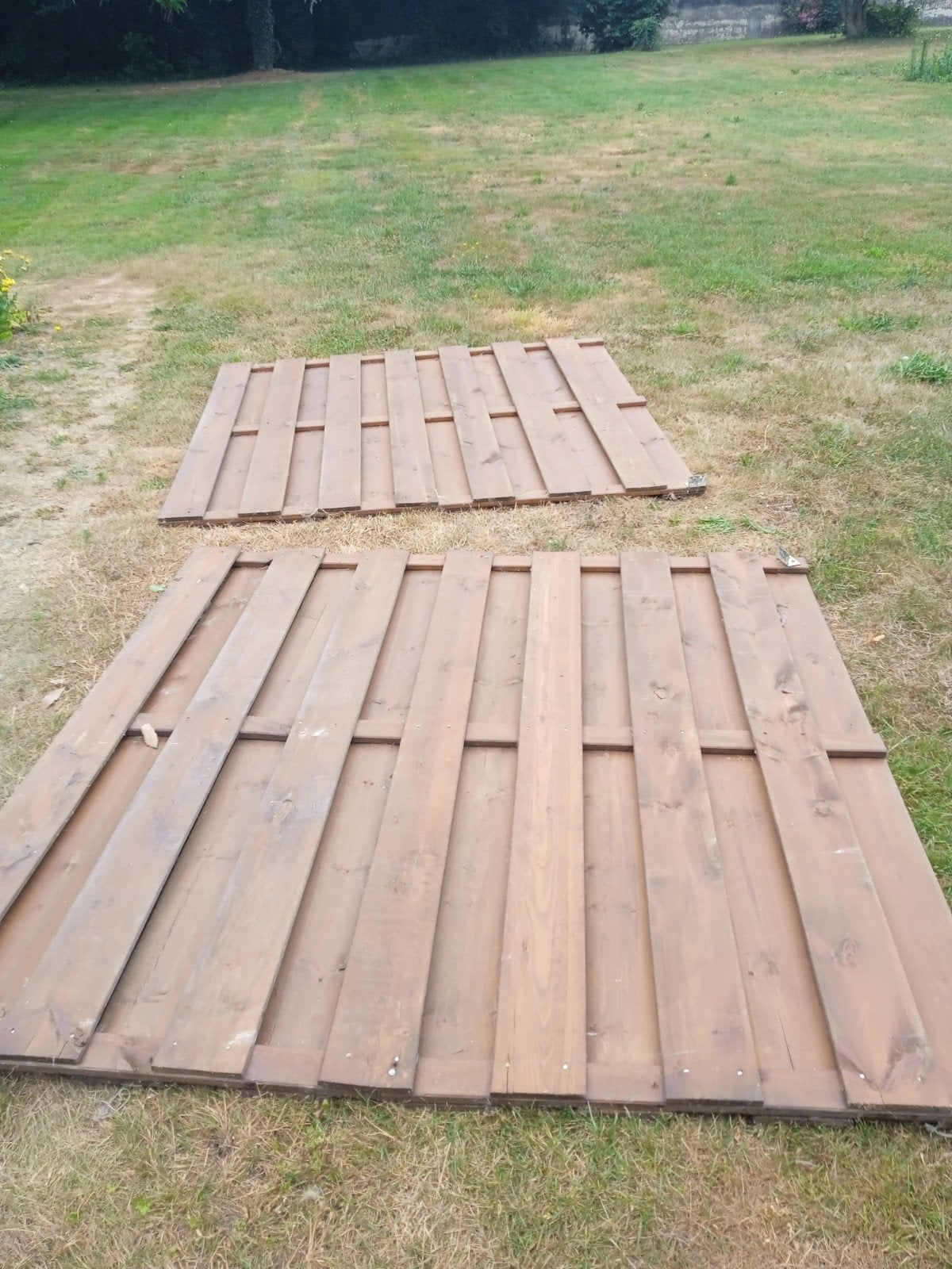 2 panneaux d occasion en bois 180 cm sur 180 cm, Bricolage & Construction, Enlèvement, Utilisé, Bois