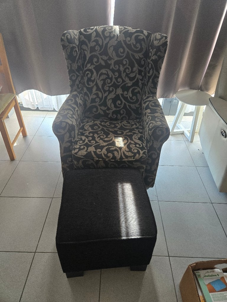 Clubzetel, Huis en Inrichting, Ophalen, Zo goed als nieuw, Hout, Klassiek