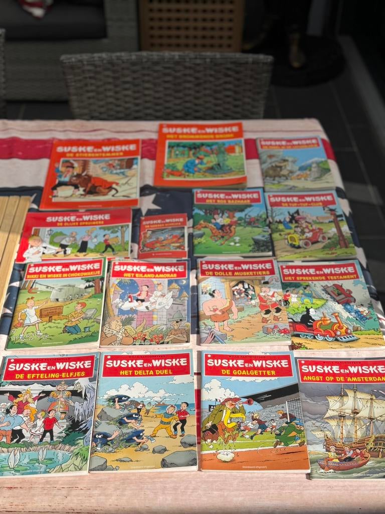 Suske en wiske mini albums + extras, Meerdere stripboeken, Ophalen of Verzenden, Gelezen