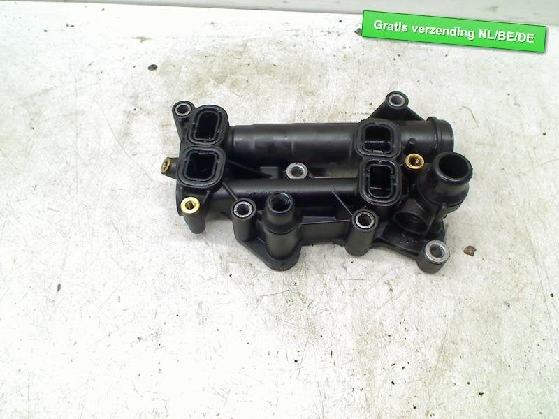 OLIEFILTER afscheider BMW 5 serie (F10) (70379335), Gebruikt, BMW, Petuelring 130
80809  München, DE, Bayerische Motoren Werke AG