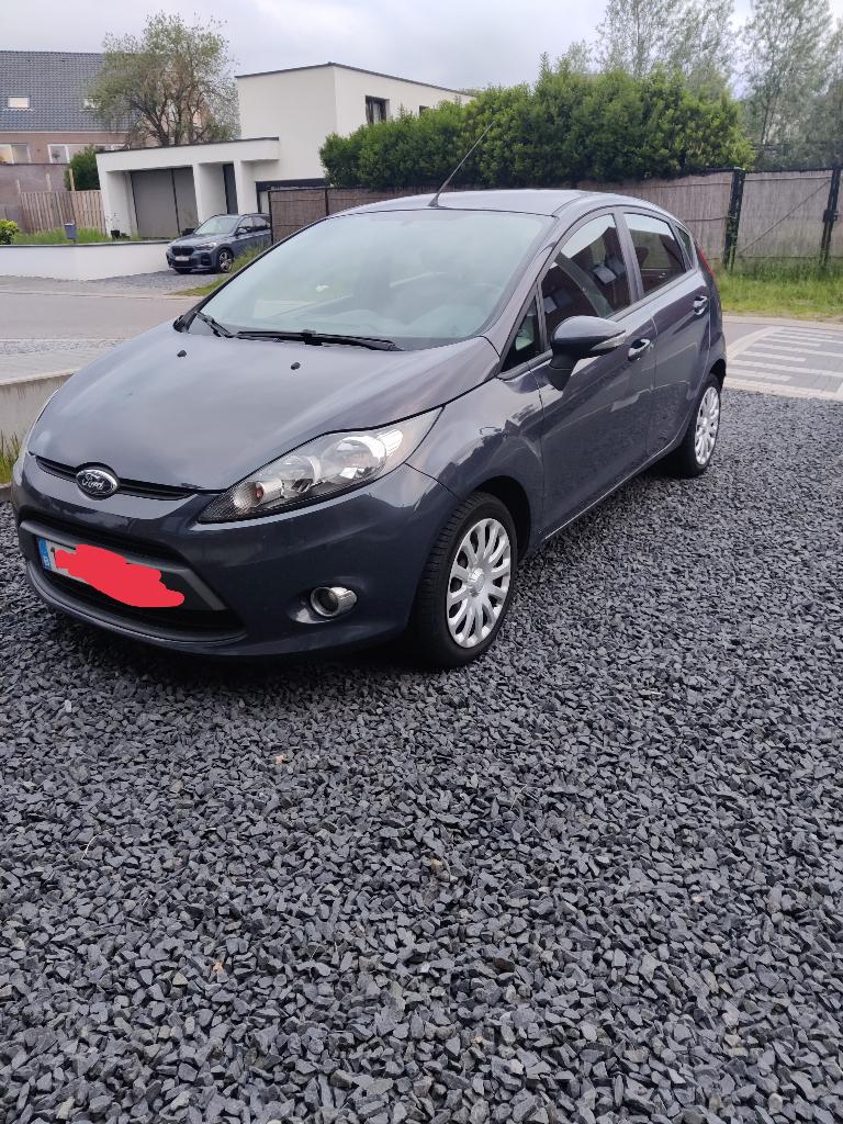 Ford fiesta trend, Autos, Argent ou Gris, Achat, Electronic Stability Program (ESP), Boîte manuelle