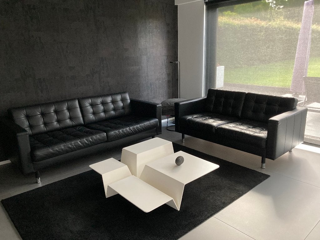 Deux canapés cuir noir (3 places + 2 places), Maison & Meubles, Autres dimensions, Banc droit, Comme neuf, Enlèvement