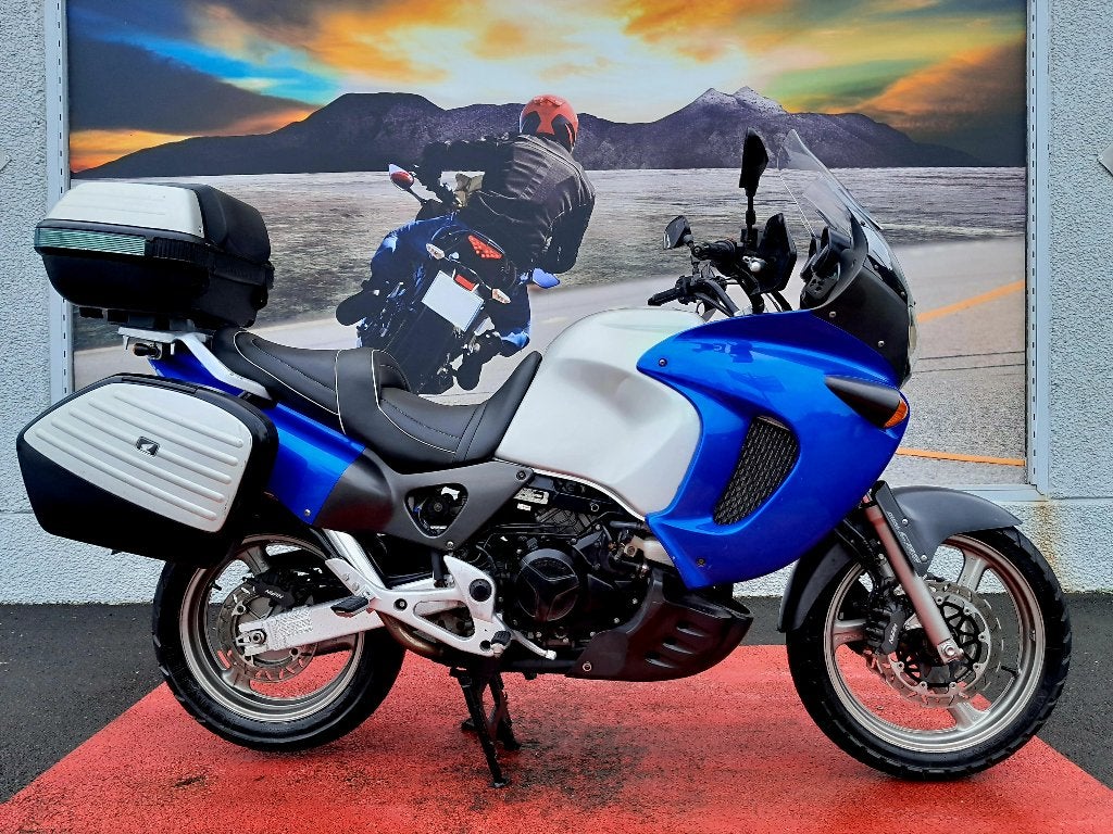 HONDA VARADERO 1000 Garantie 1 an, Motos, Motos | Honda, Permis Moto A, Tourisme, Entreprise, Occasion
