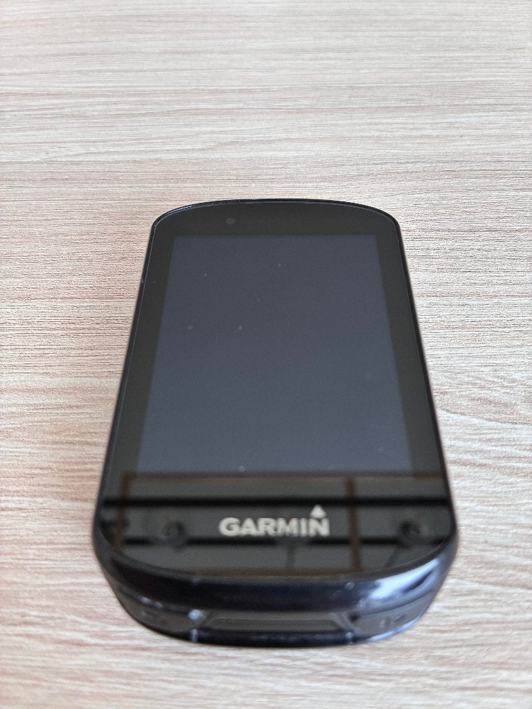 Garmin Edge 830 BUNDLE – Inclusief Snelheid- & Cadanssensor, Fietsen en Brommers, Ophalen, Draadloos, Gebruikt