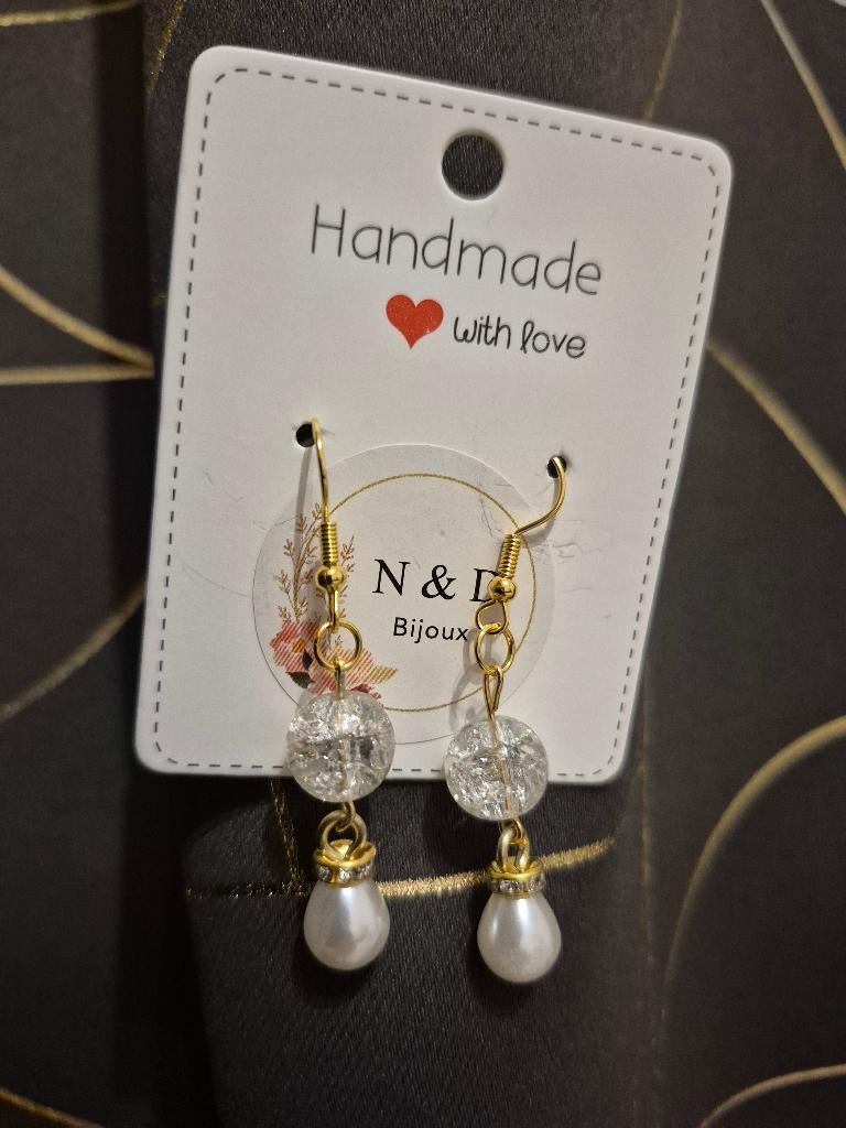 Boucle d'oreilles, Bijoux, Sacs & Beauté, Boucles d'oreilles, Neuf, Enlèvement ou Envoi, Autres matériaux, Blanc